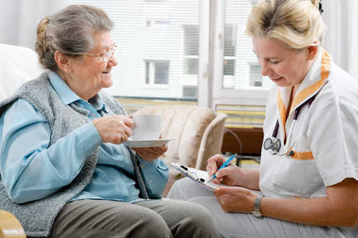 هزینه پرستار سالمند در قیطریه