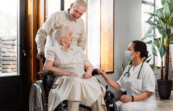 پرستار سالمند در زعفرانیه ( هزینه استخدام )