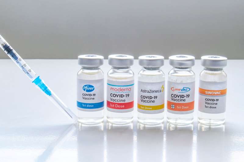 بهترین واکسن کرونا در جهان کدام است ؟ (2023) ( معرفی انواع واکسن کرونا )