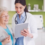 پرستار سالمند در کامرانیه (قیمت + شرایط استخدام)