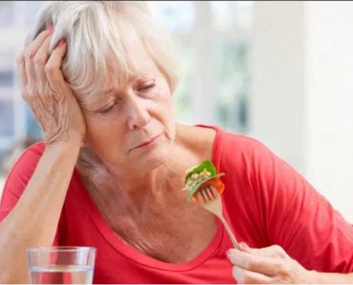 خطر سوء تغذیه در سالمندان