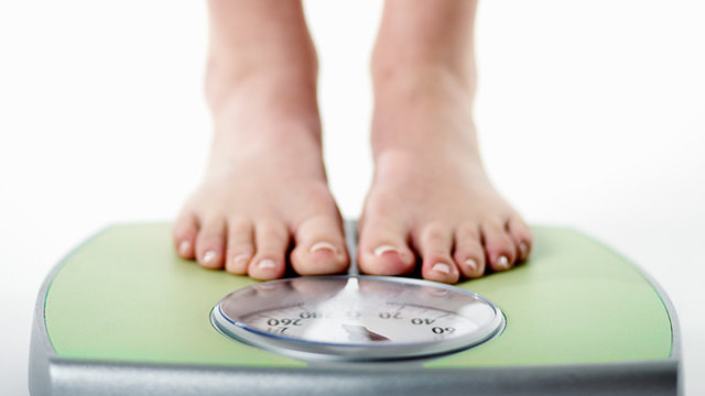داشتن وزن متعادل برای جلوگیری از بیماری کبد چرب