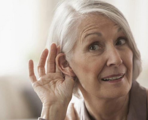 مشکلات شنوایی در سالمندان