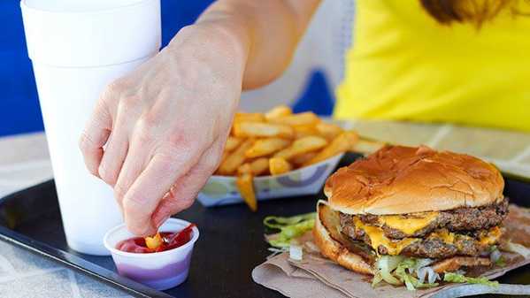 تاثیر تغذیه ناسالم بر فشار خون پایین